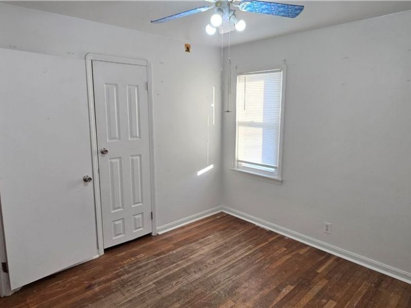 5619 Snow Road, Cleveland, OH 44129 Photo 15