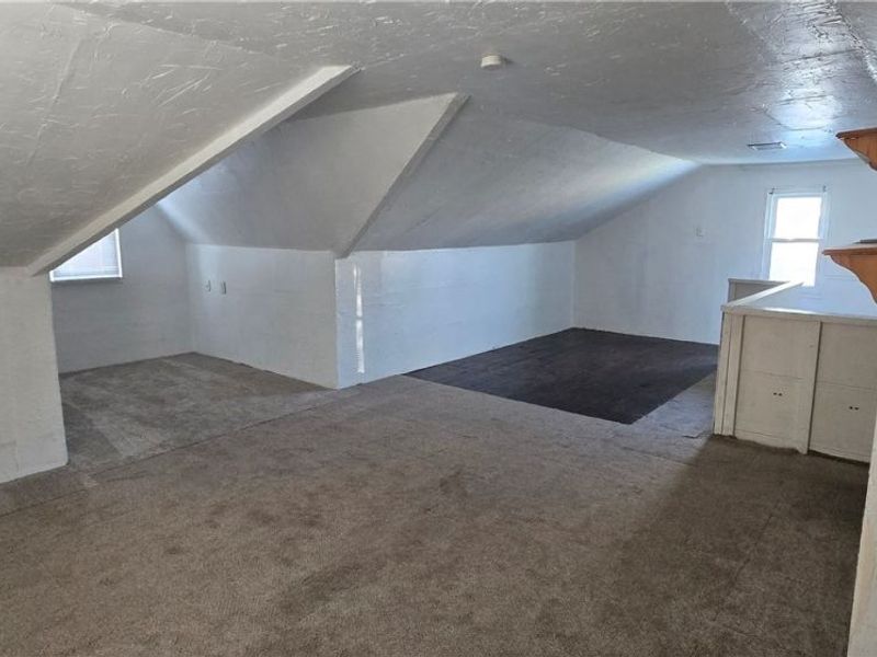 5619 Snow Road, Cleveland, OH 44129 Photo 4