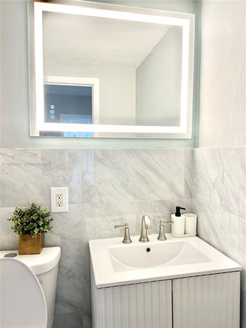 436 NW 15th Ave, Fort Lauderdale, FL 33311 Photo