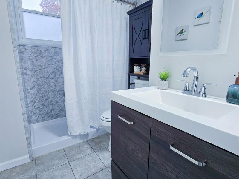 11 Ashby Street, Greenhills, OH 45218 Photo 10