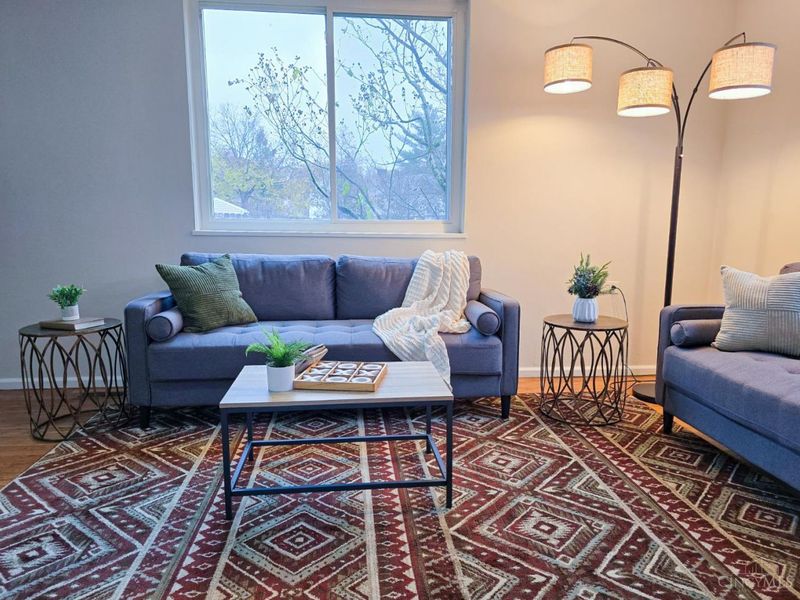 11 Ashby Street, Greenhills, OH 45218 Photo 3