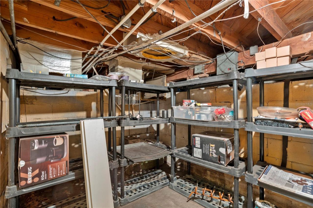 210 Phillips Place, Orlando, FL 32806 Photo