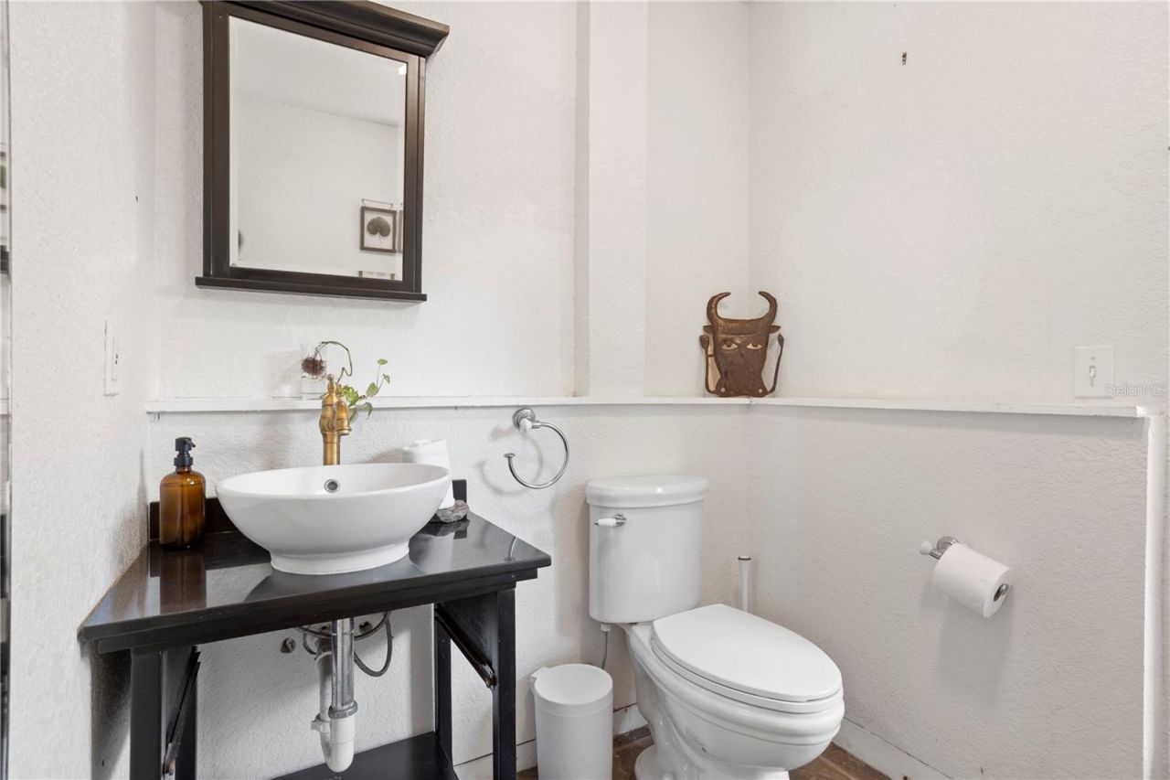 210 Phillips Place, Orlando, FL 32806 Photo