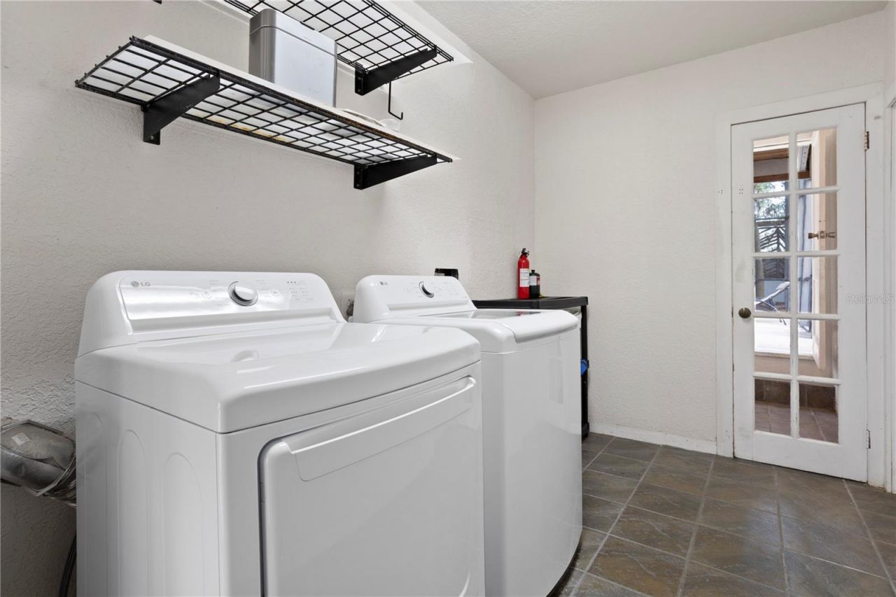 210 Phillips Place, Orlando, FL 32806 Photo