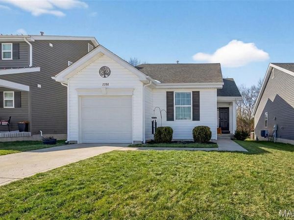 2288 Windswept Farms Drive, Eureka, MO 63025