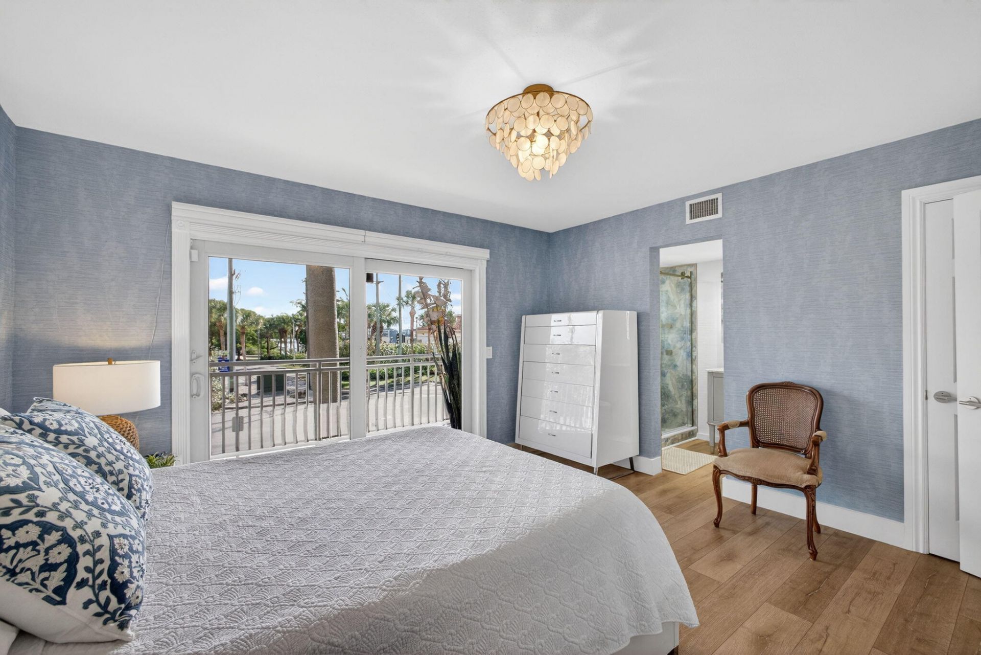 129 S Golfview Road, Unit 6, Lake Worth Beach, FL 33460 Photo