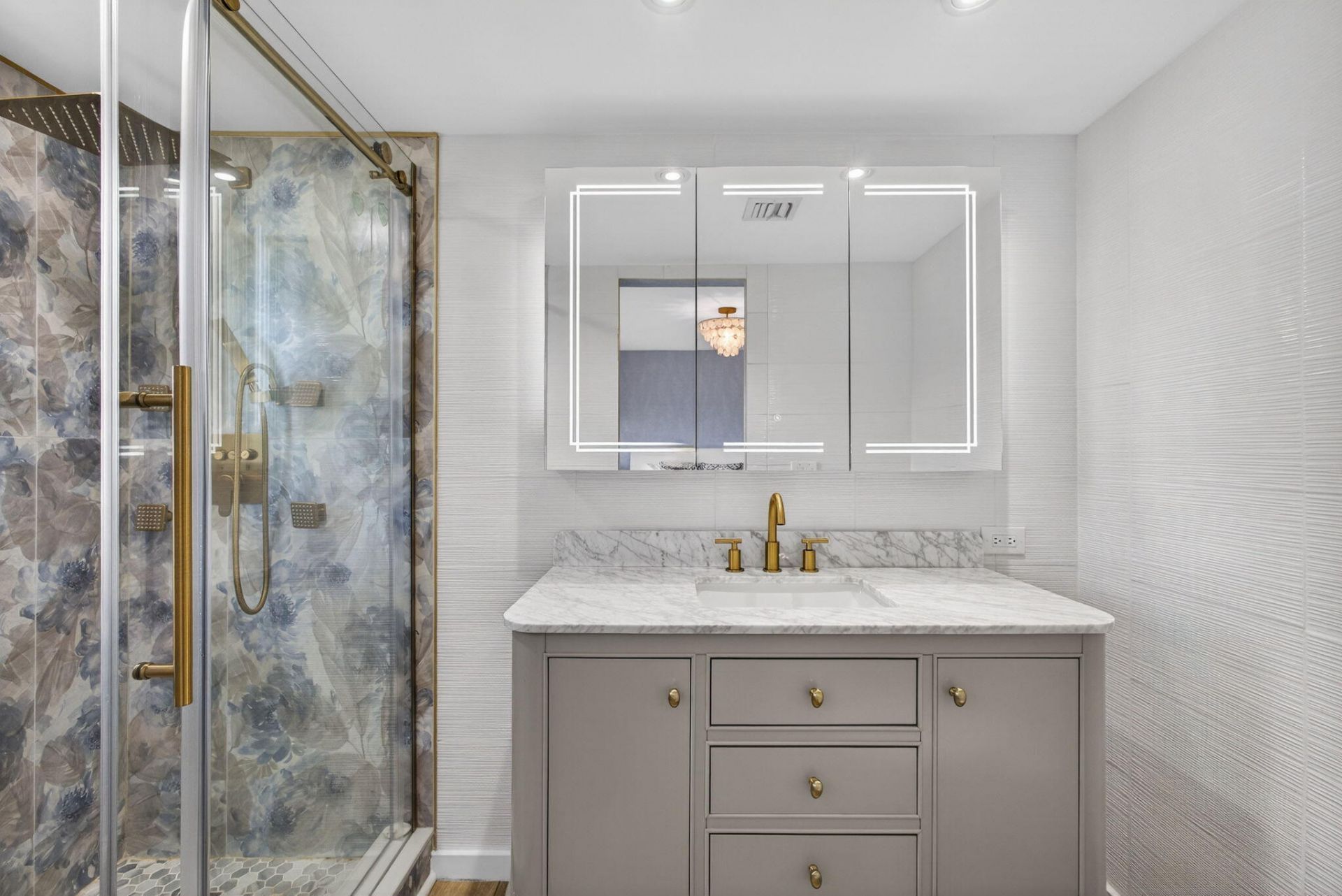 129 S Golfview Road, Unit 6, Lake Worth Beach, FL 33460 Photo