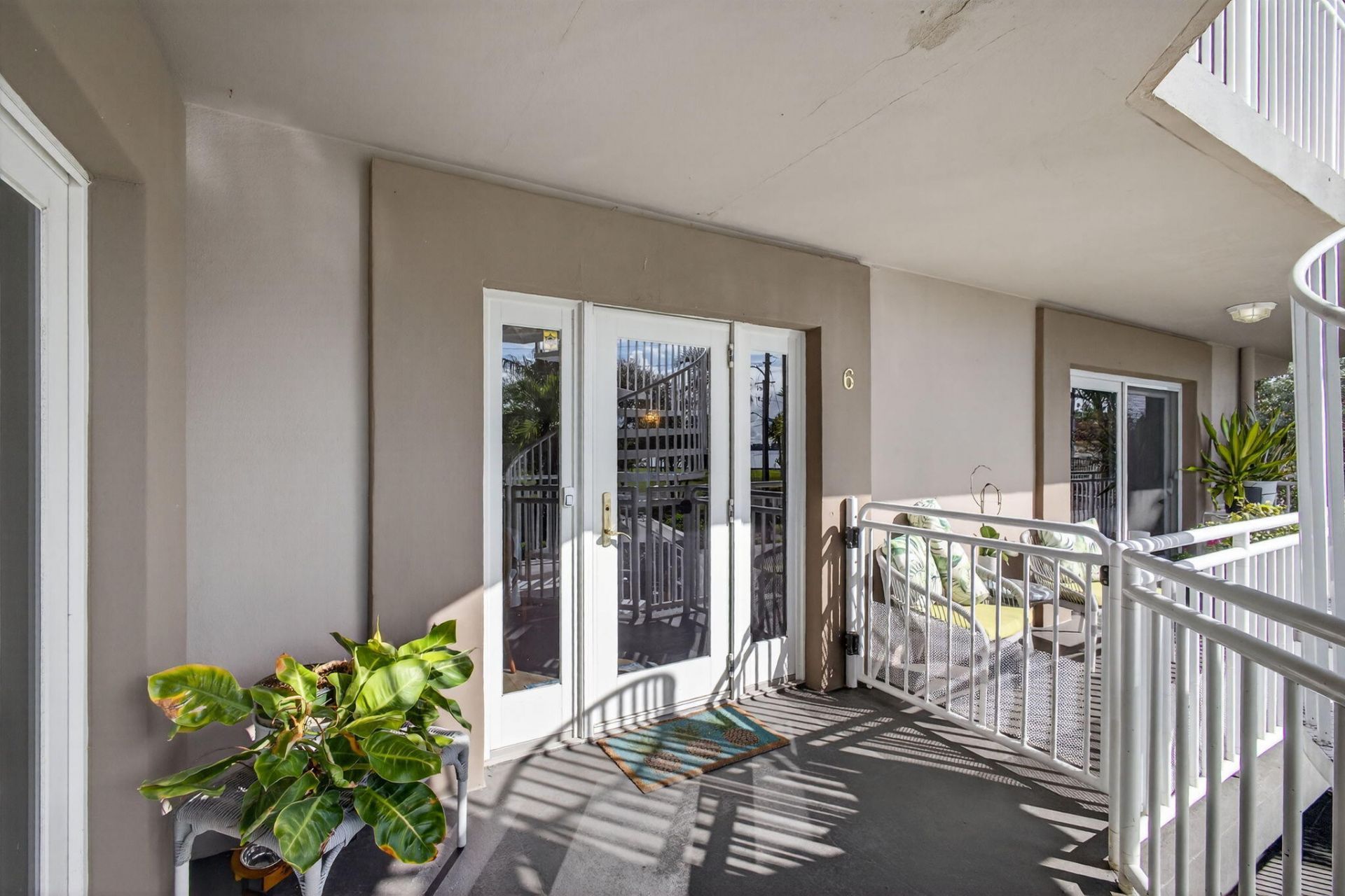 129 S Golfview Road, Unit 6, Lake Worth Beach, FL 33460 Photo