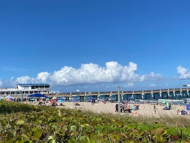 129 S Golfview Road, Unit 6, Lake Worth Beach, FL 33460 Photo