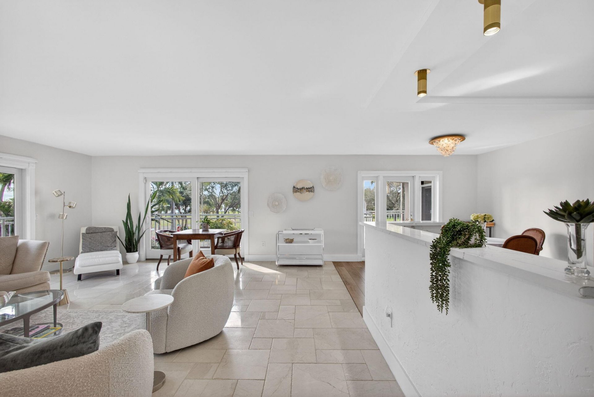 129 S Golfview Road, Unit 6, Lake Worth Beach, FL 33460 Photo