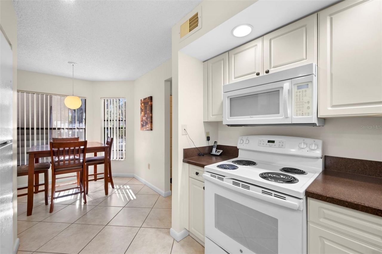 4310 46 Ave Avenue W, Unit 103, Bradenton, FL 34210 Photo