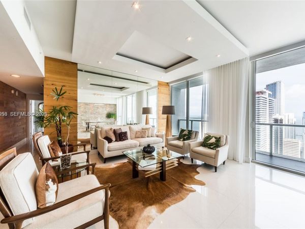 244 Biscayne Blvd, Unit 4407, Miami, FL 33132