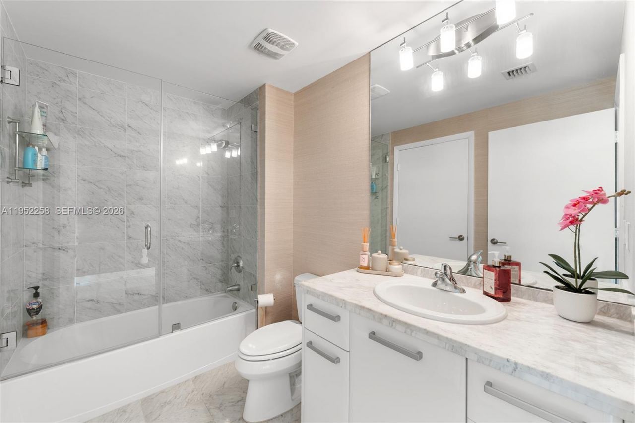 244 Biscayne Blvd, Unit 4407, Miami, FL 33132 Photo