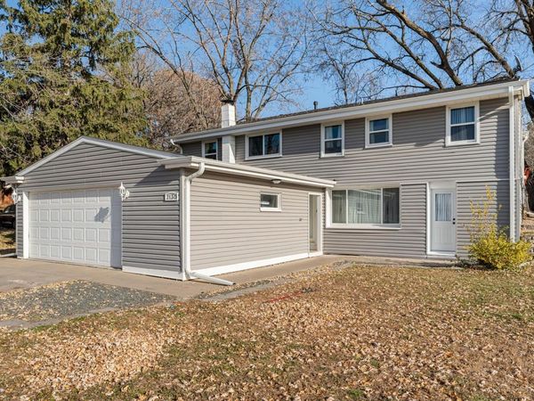 2130 Douglas Drive N, Golden Valley, MN 55422