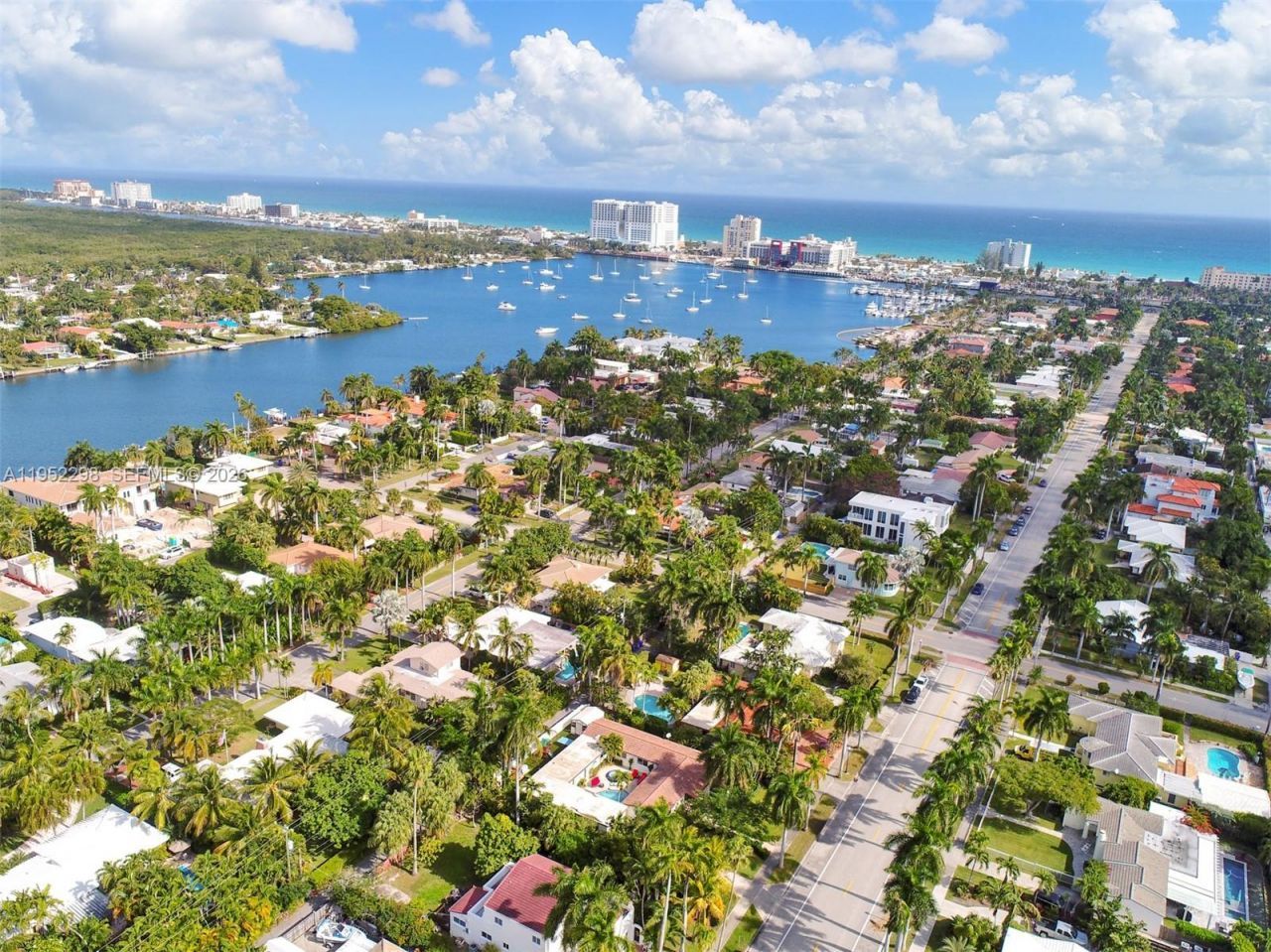 1017 Tyler St, Hollywood, FL 33019 Photo