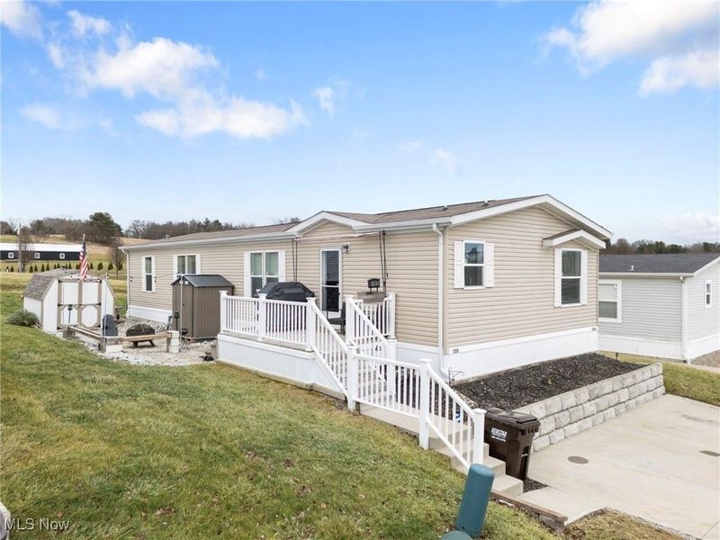 6962 Foxwood Drive SW, Navarre, OH 44662 Photo 1