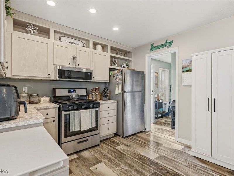 6962 Foxwood Drive SW, Navarre, OH 44662 Photo 10