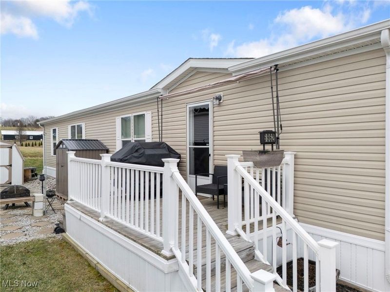 6962 Foxwood Drive SW, Navarre, OH 44662 Photo 3