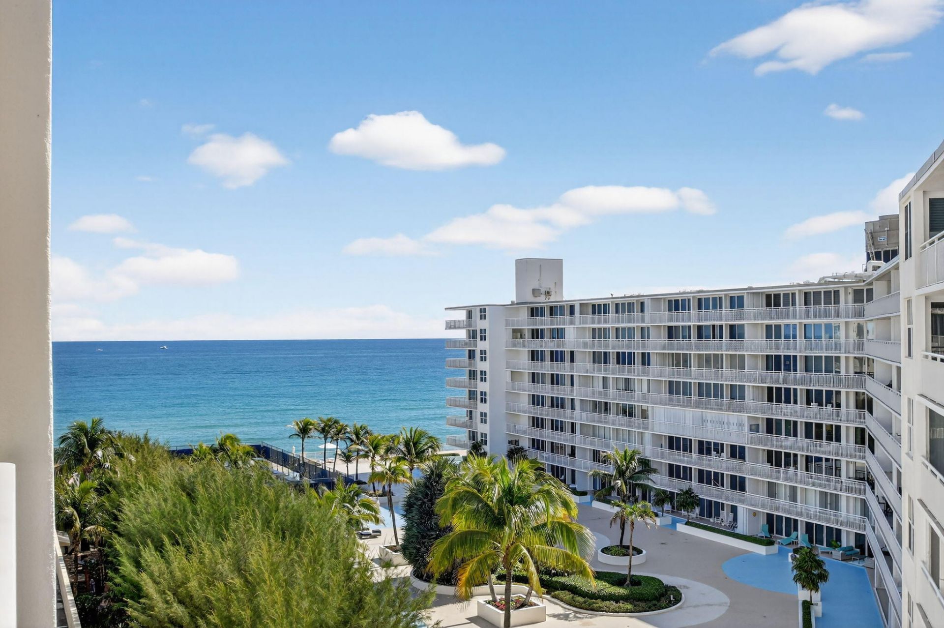 3540 S. Ocean Boulevard, Unit 810, South Palm Beach, FL 33480 Photo