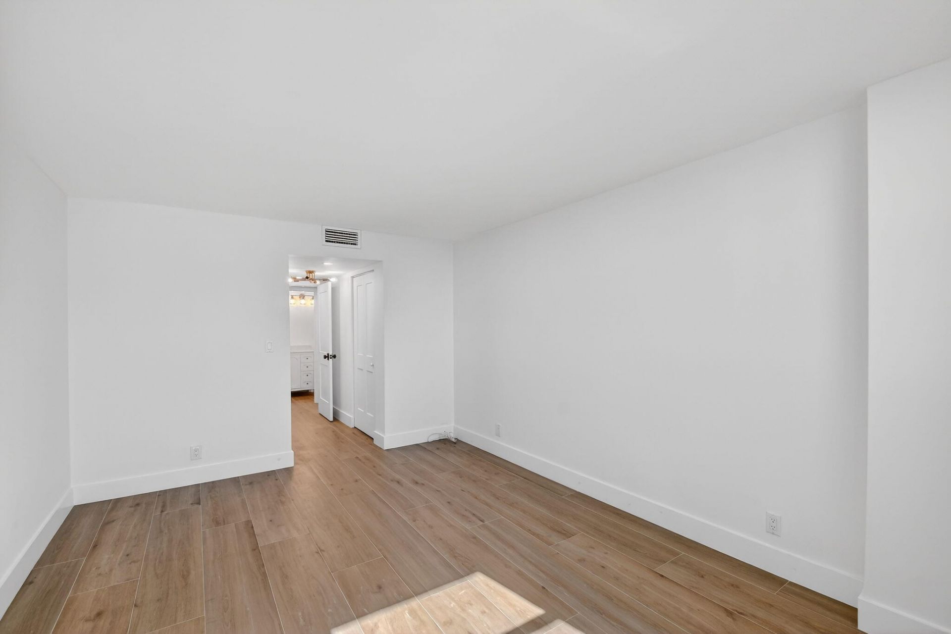 3540 S. Ocean Boulevard, Unit 810, South Palm Beach, FL 33480 Photo