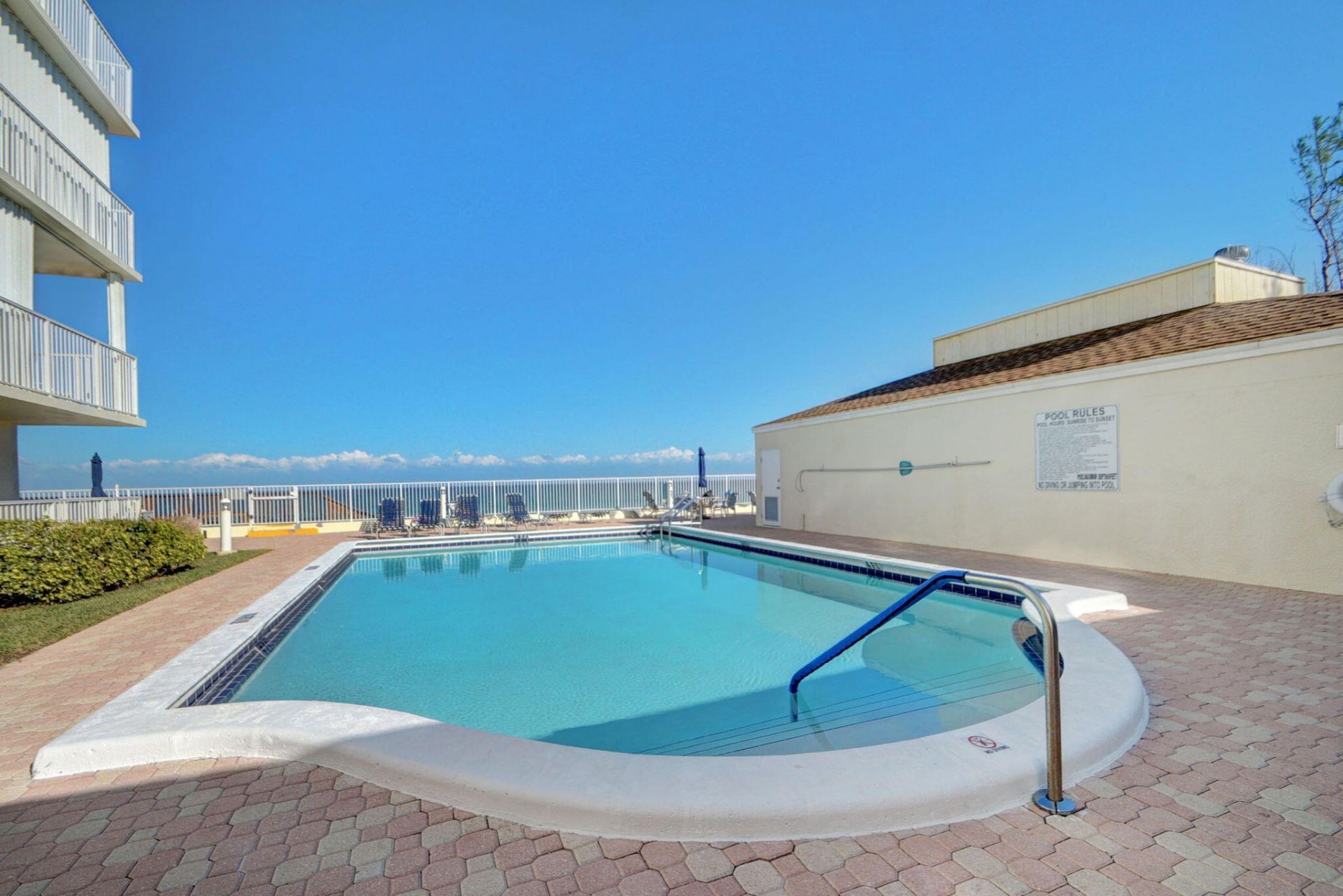 3540 S. Ocean Boulevard, Unit 810, South Palm Beach, FL 33480 Photo