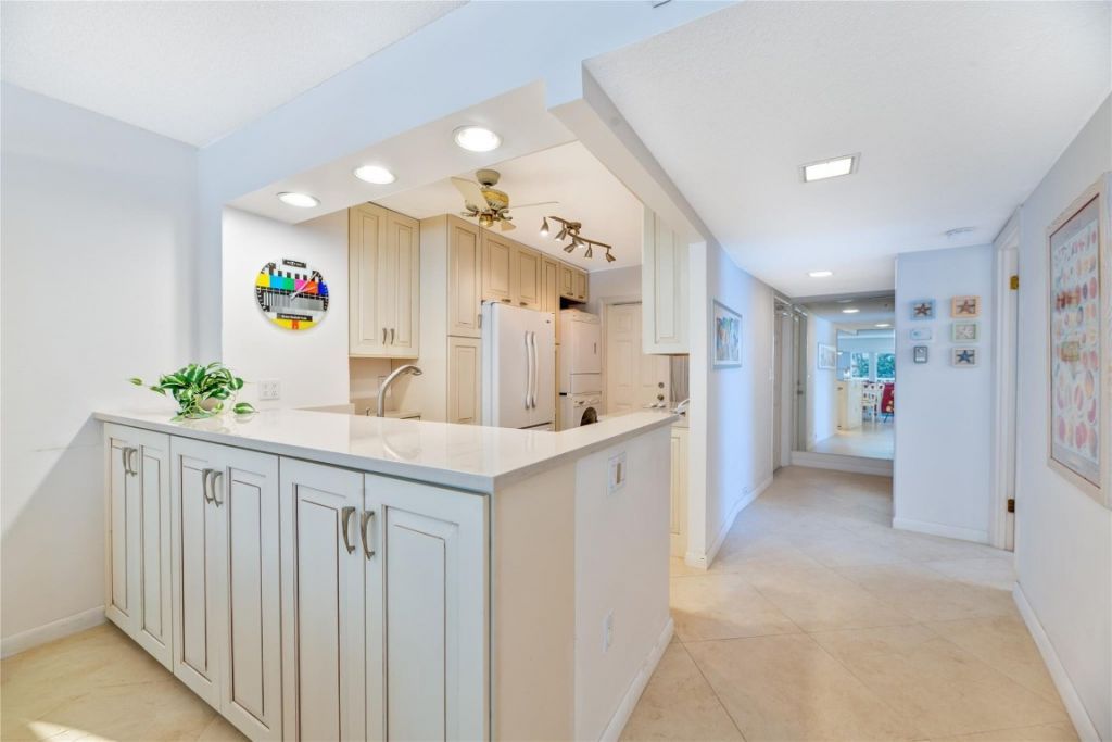 1021 Hillsboro Mile, Unit G1, Hillsboro Beach, FL 33062 Photo