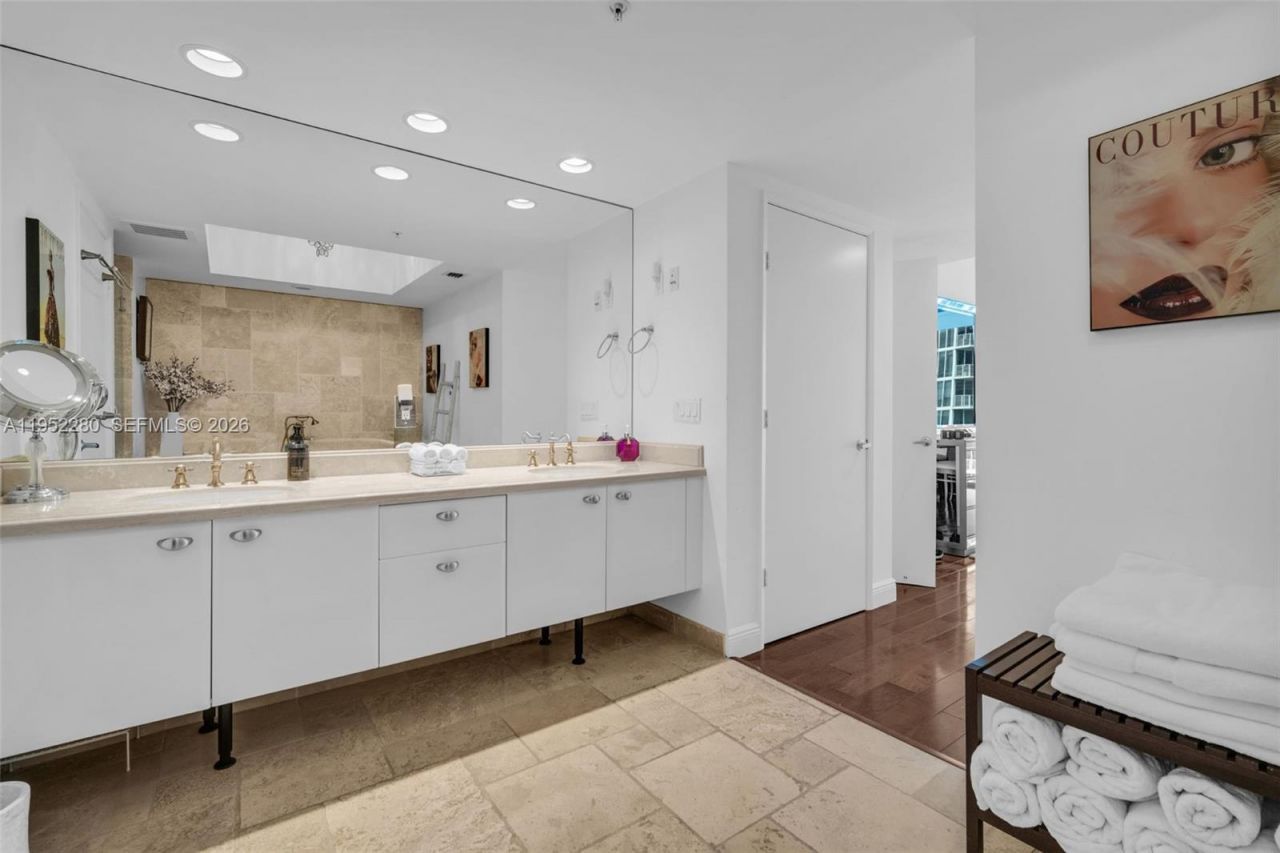 333 Las Olas Way , Unit 3006, Fort Lauderdale, FL 33301 Photo