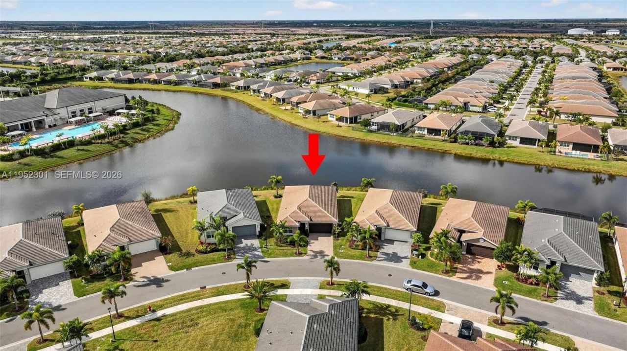 11694 SW River Crossing Pl, Port Saint Lucie, FL 34987 Photo