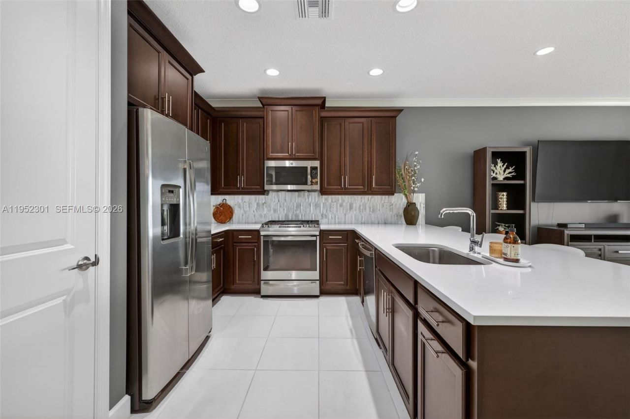 11694 SW River Crossing Pl, Port Saint Lucie, FL 34987 Photo