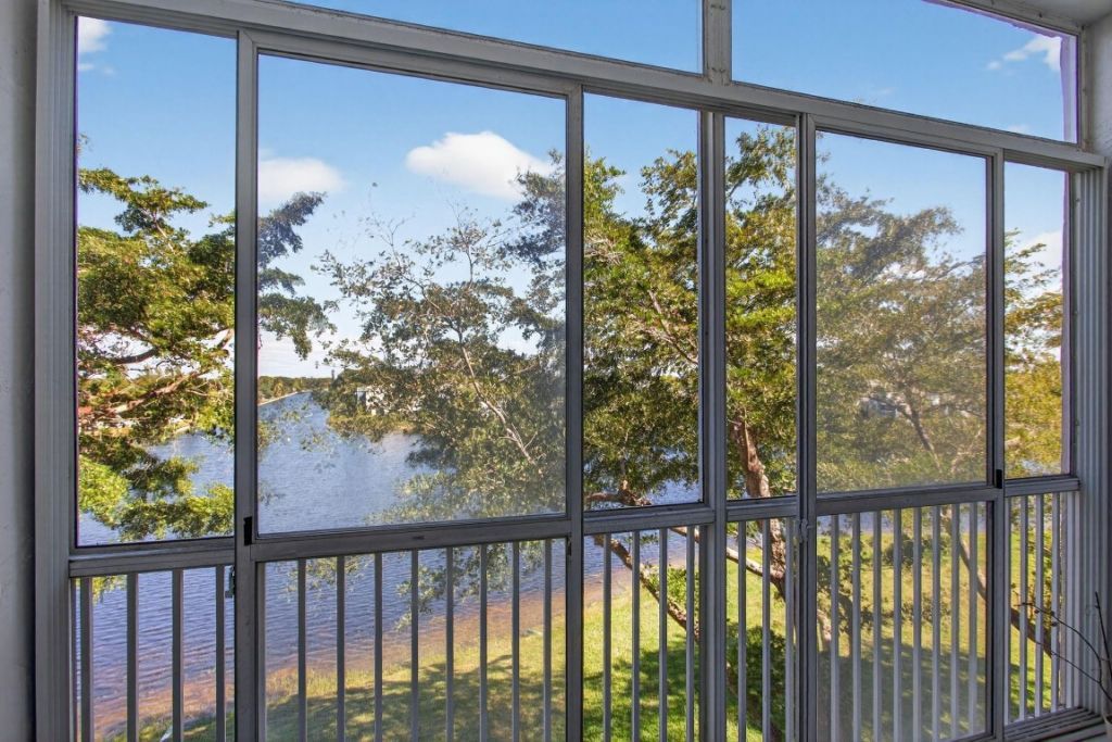 9575 Weldon Cir, Unit C413, Tamarac, FL 33321 Photo