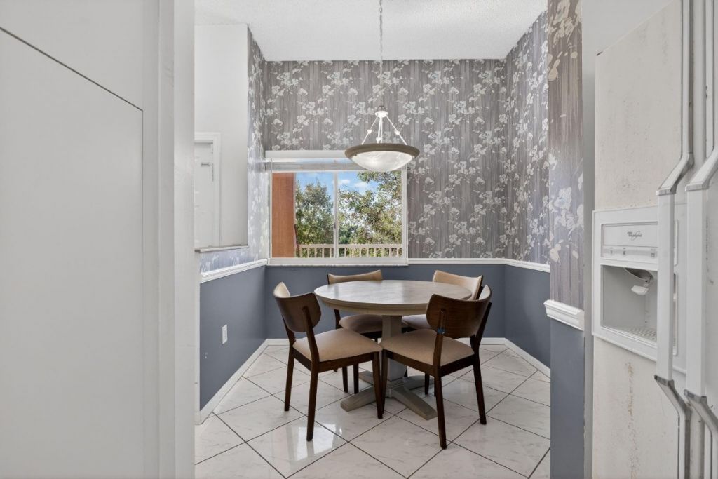 9575 Weldon Cir, Unit C413, Tamarac, FL 33321 Photo