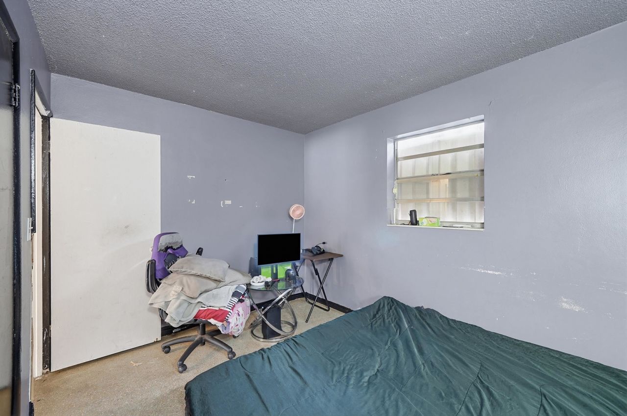 2043 NW 8th Street , Other Florida, FL 33069 Photo