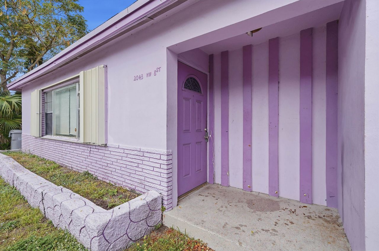 2043 NW 8th Street , Other Florida, FL 33069 Photo