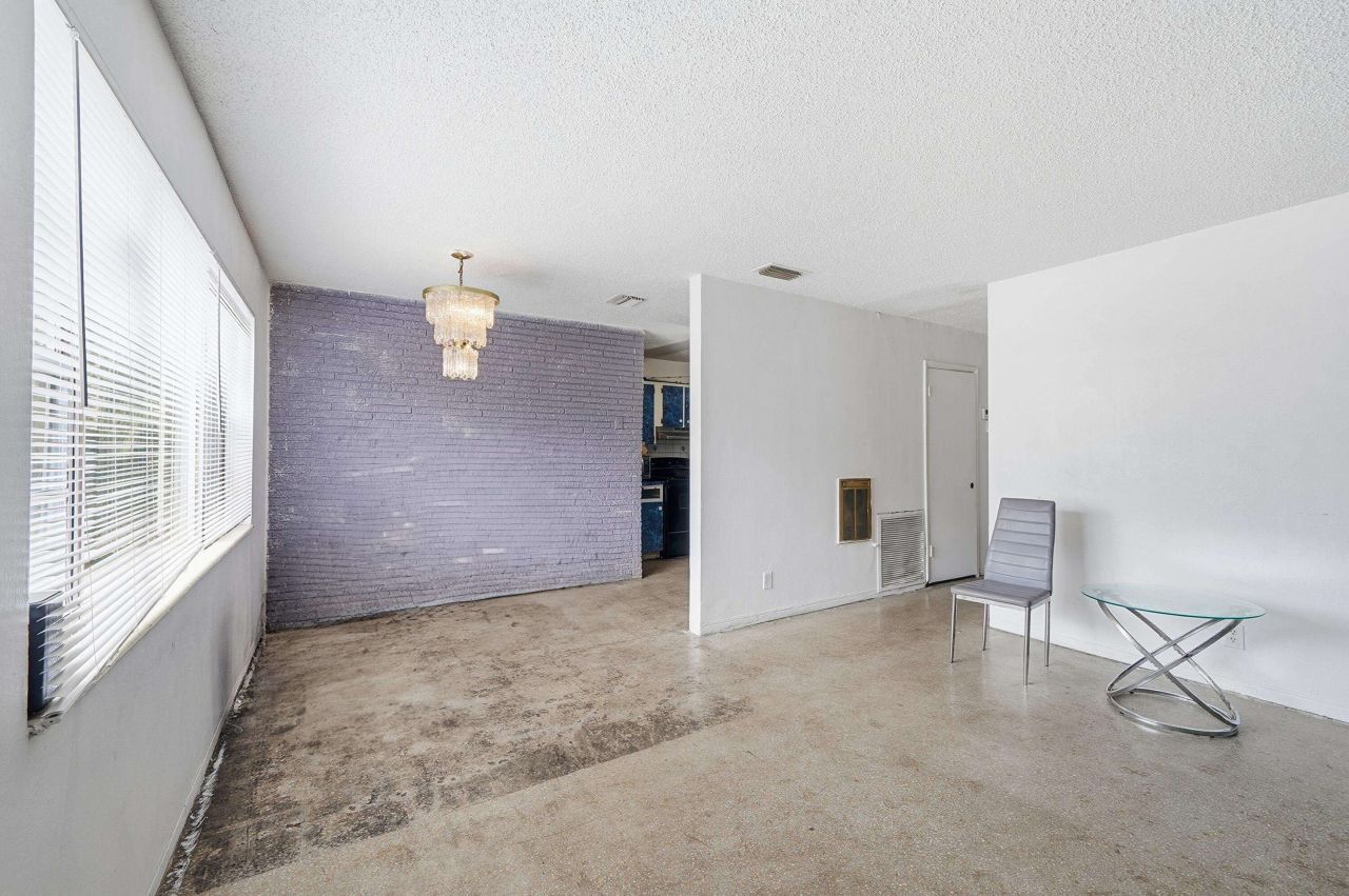 2043 NW 8th Street , Other Florida, FL 33069 Photo