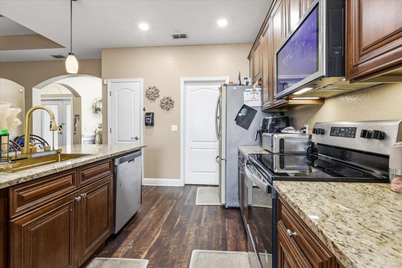 164 James Hinson Drive, Midway, FL 32343 Photo