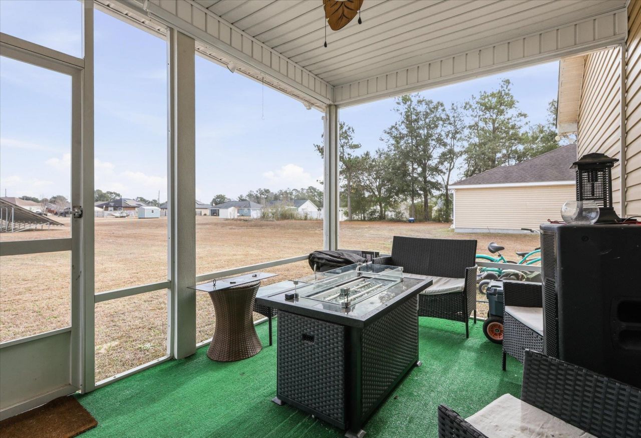 164 James Hinson Drive, Midway, FL 32343 Photo