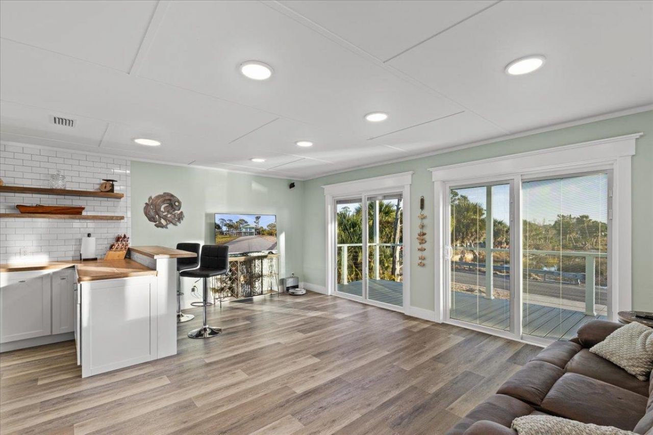 201 NW First Avenue, Steinhatchee, FL 32359 Photo