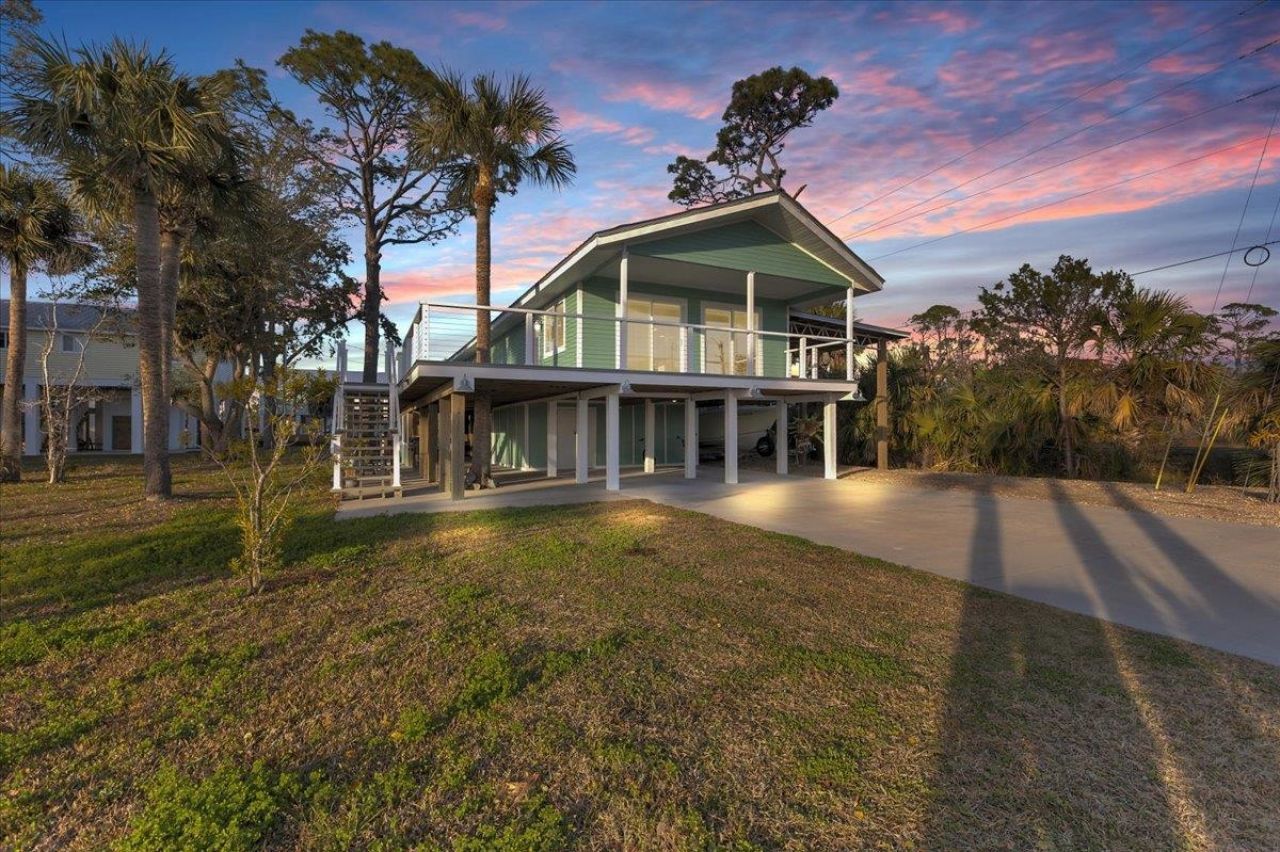 201 NW First Avenue, Steinhatchee, FL 32359 Photo