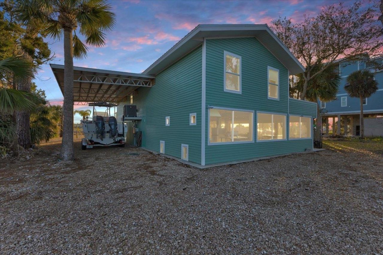 201 NW First Avenue, Steinhatchee, FL 32359 Photo