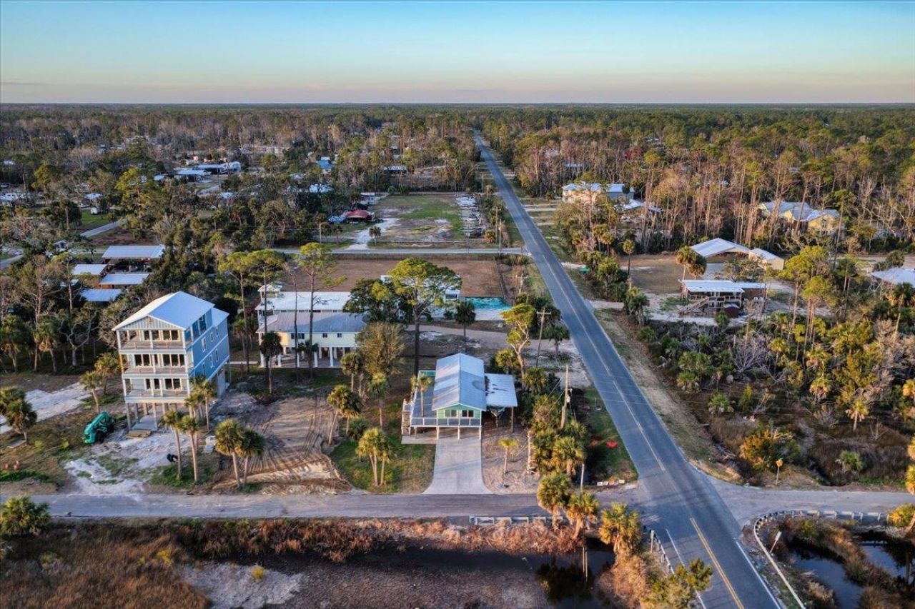 201 NW First Avenue, Steinhatchee, FL 32359 Photo