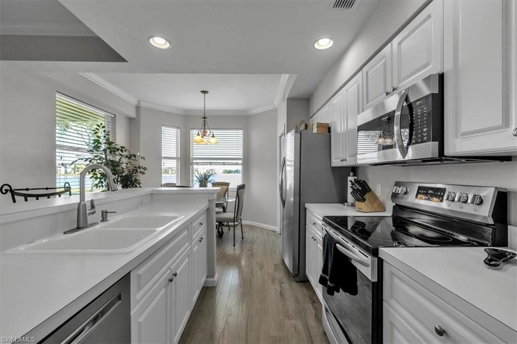 10391 Butterfly Palm Dr, Unit 1012, Fort Myers, FL 33966 Photo