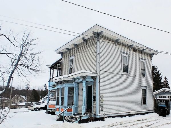 12 Pleasant Street, Barre City, VT 05641