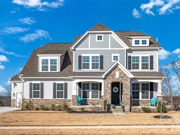 309 W Waterlynn Road, Mooresville, NC 28117