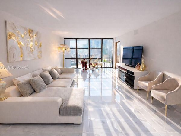 800 Parkview Dr, Unit 928, Hallandale Beach, FL 33009