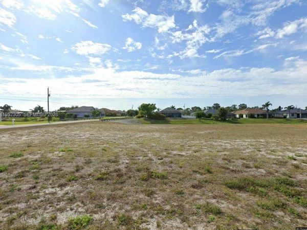 1 Medalist Way , Rotonda West, FL 33947