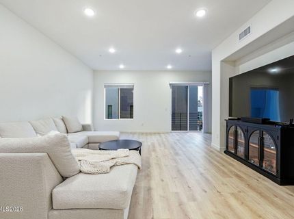 176 Rissone Lane, Reno, NV 89503 Photo