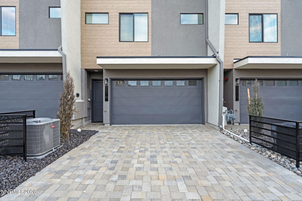 176 Rissone Lane, Reno, NV 89503 Photo