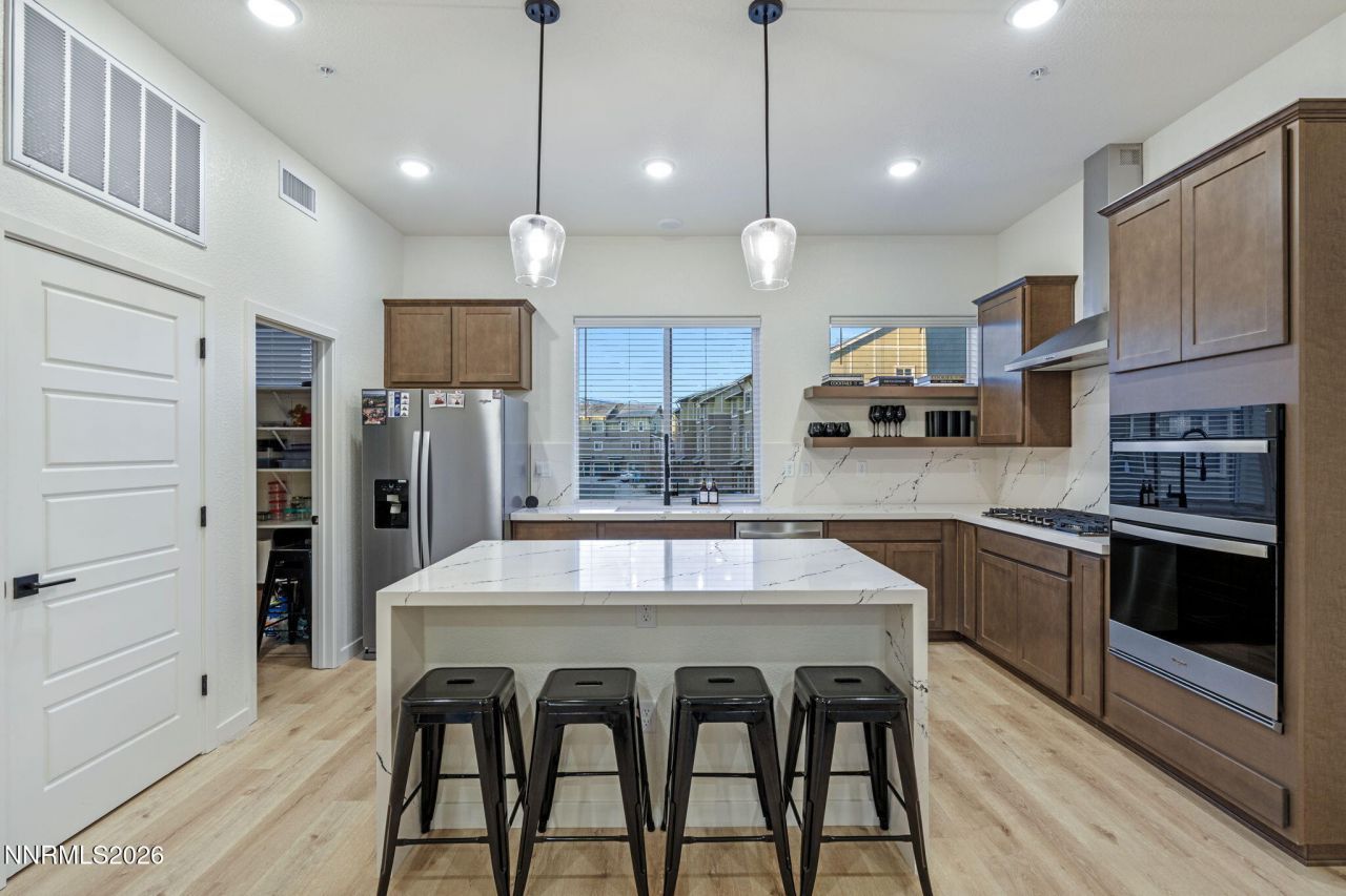 176 Rissone Lane, Reno, NV 89503 Photo