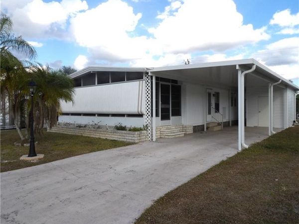 239 Shrub LN N, NORTH FORT MYERS, FL 33917