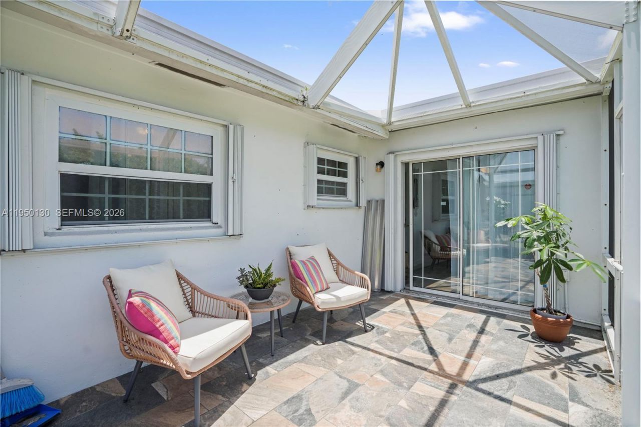 142 NW 10th Ct, Unit 147, Boynton Beach, FL 33426 Photo